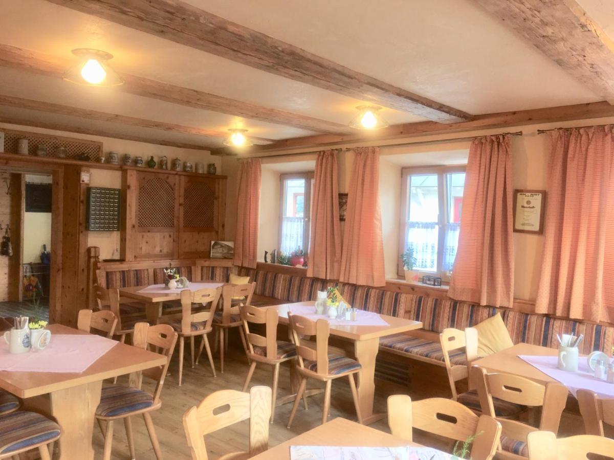 Gasthof Adler Hotell Unterthingau Exteriör bild